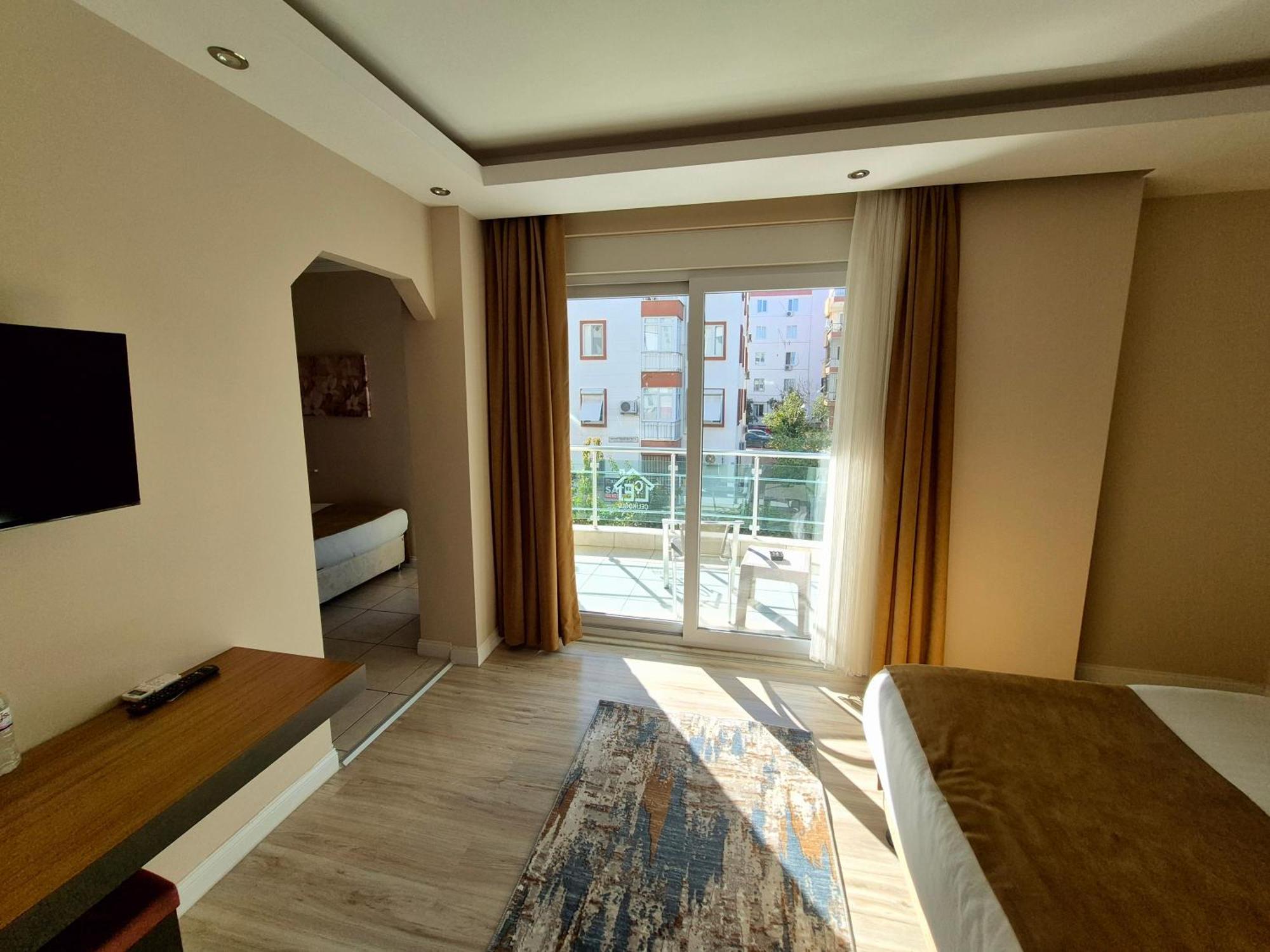 Toprak Apart Otel Antalya Ngoại thất bức ảnh
